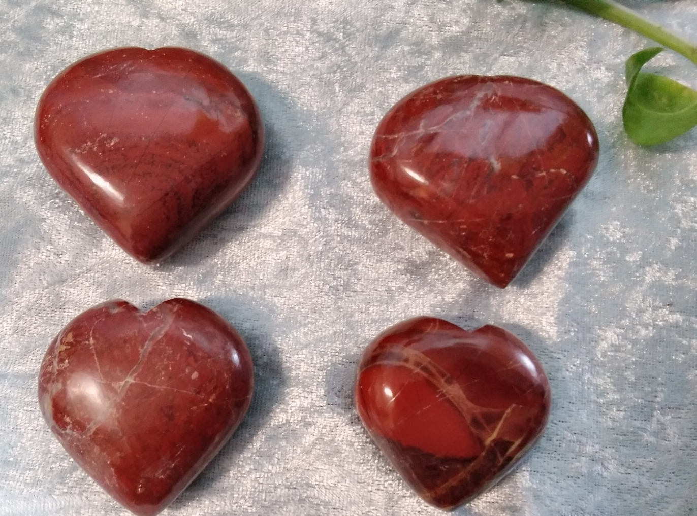 Natural Red Jasper Heart Crystal – Polished (4.5 cm) Strength • Grounding