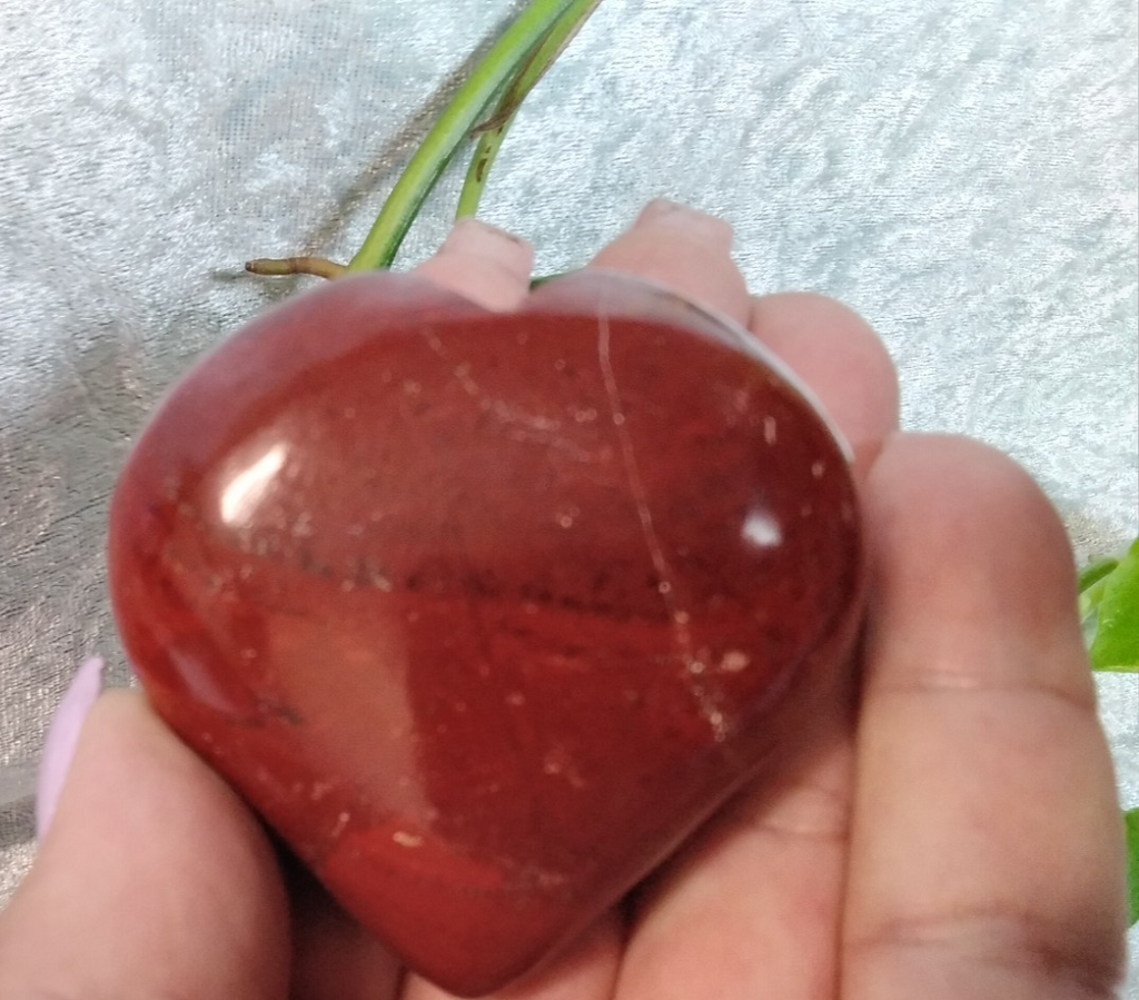 Natural Red Jasper Heart Crystal – Polished (4.5 cm) Strength • Grounding