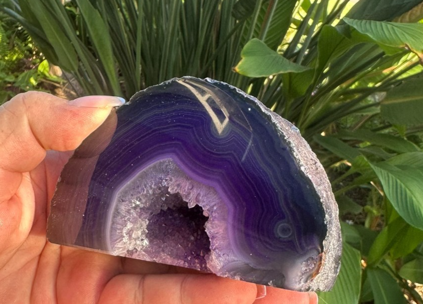 Purple Agate Geode Slice ~ Druzy Crystal polished display ~ 389 g 110mm x 70mm
