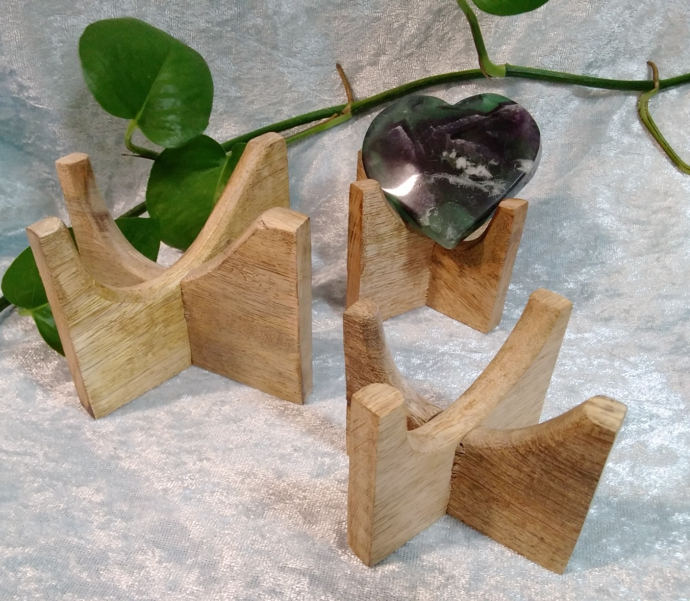 Wooden Heart Display Stand Med Crystal Heart Holder Display • Support • Honour