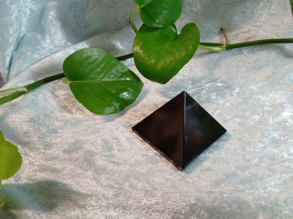 Black Agate Pyramid Crystal – Natural Polished Gemstone ~ Energy Stone 55mm x 50