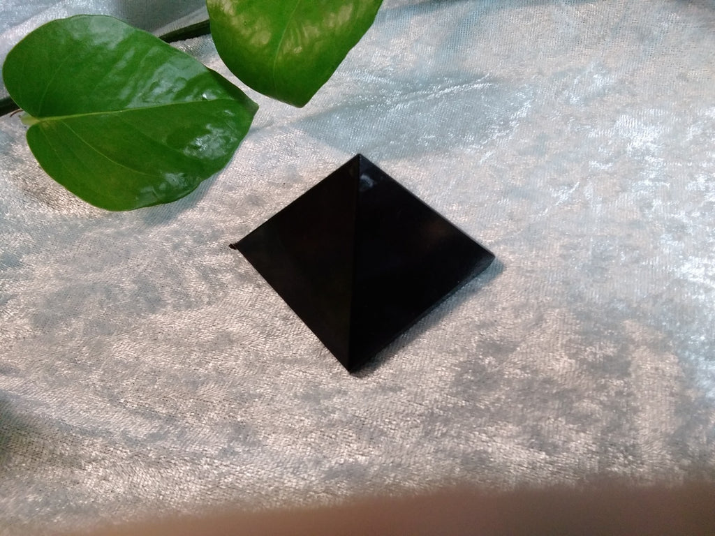 Black Agate Pyramid Crystal – Natural Polished Gemstone ~ Energy Stone 55mm x 50