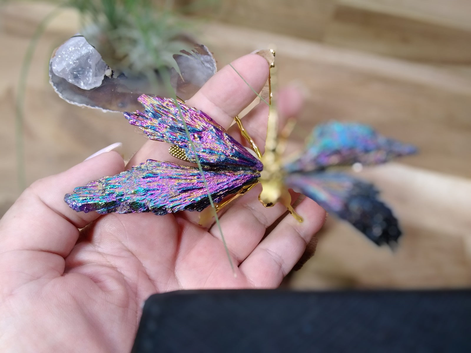 Aura Kyanite Dragonfly Healing Crystal Carving Rainbow Tourmaline Ornament