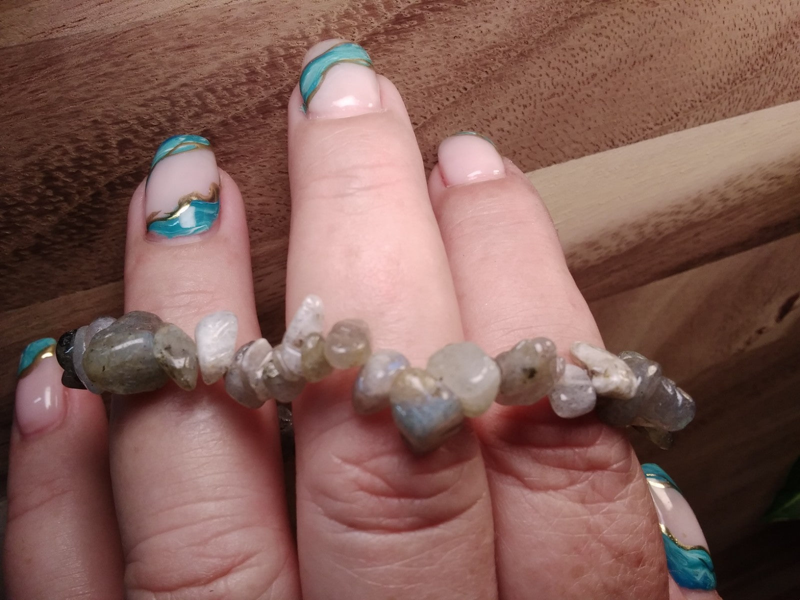 Labradorite Crystal Chip Bracelet – Elastic ~Transformation • Intuition •