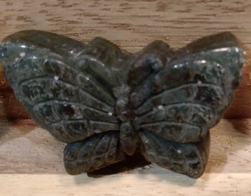 Labradorite Butterfly Carving – Blue Flash Crystal Butterfly (1pc) Reiki