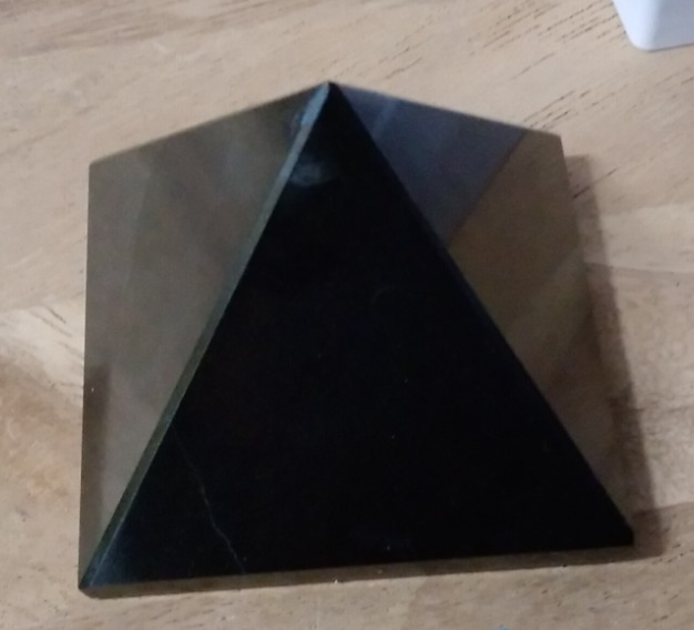 Black Agate Pyramid Crystal – Natural Polished Gemstone ~ Energy Stone 55mm x 50