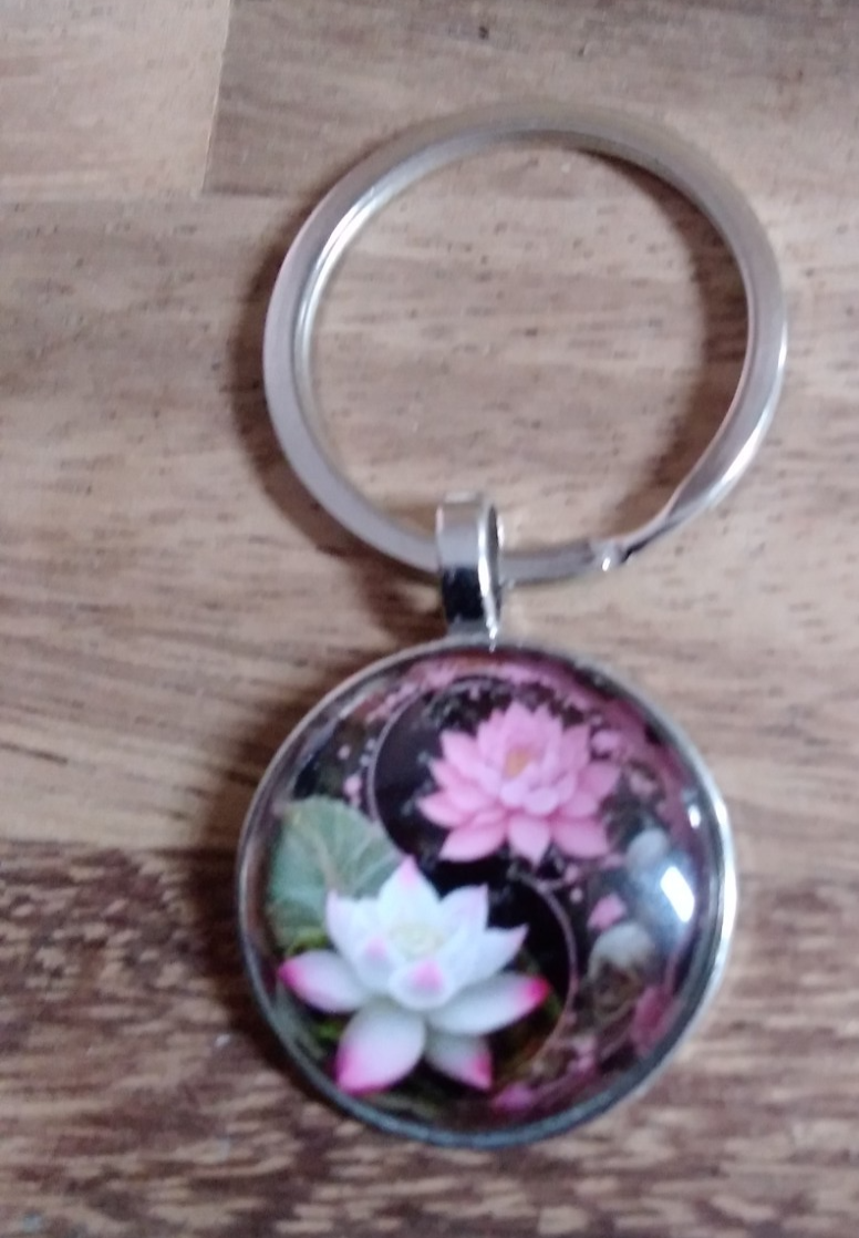 Lotus Flowers ~ Gorgeous ~ Key ring ~ Keychain ~ Spiritual Keyrings – Silver
