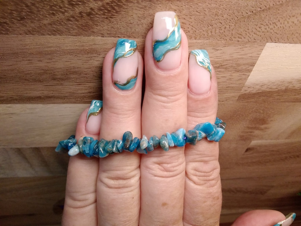Blue Apatite Crystal Chip Bracelet – Elastic Stretch Focus • Motivation• Clarity