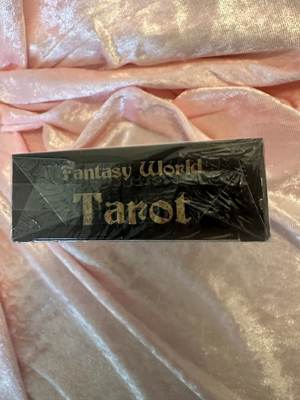 Fantasy World  Tarot Card Deck – 78 Cards with Artwork by Vera Petruk