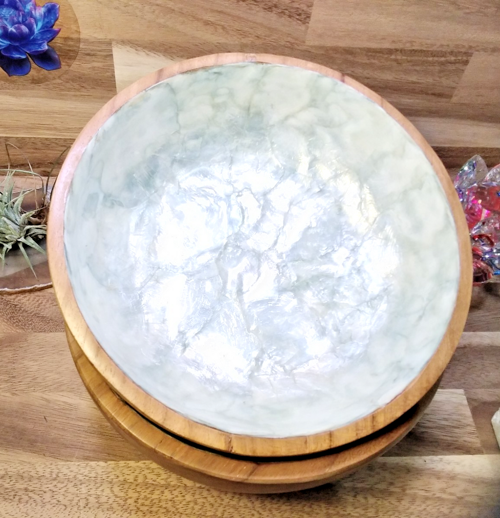 Teak Wood Bowl with Natural Shell Inlay – 19cm Decorative Bowl Coastal • Natural