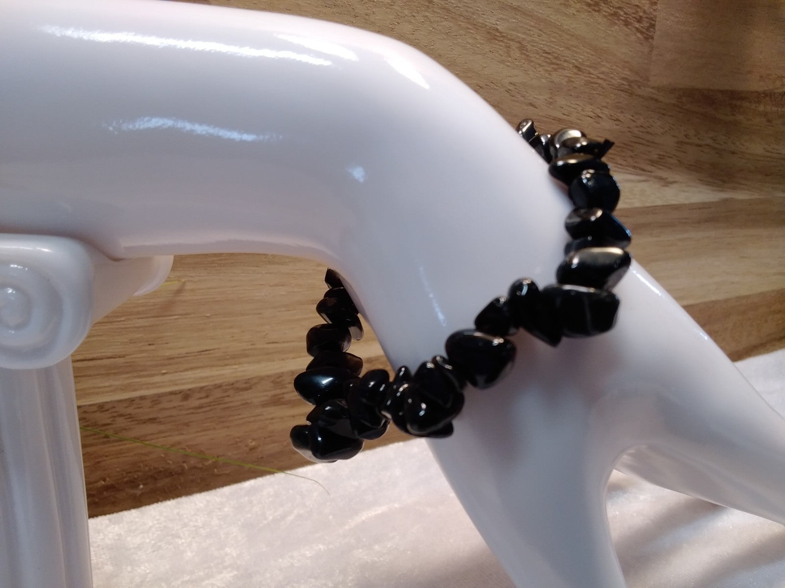 Black Obsidian Crystal Chip Bracelet – Elastic Stretch Protection • Grounding