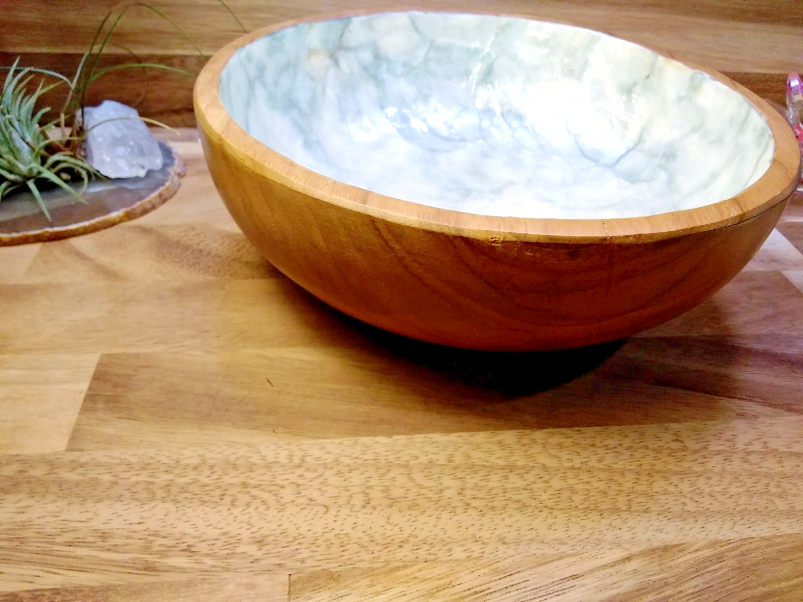 Teak Wood Bowl with Natural Shell Inlay – 19cm Decorative Bowl Coastal • Natural