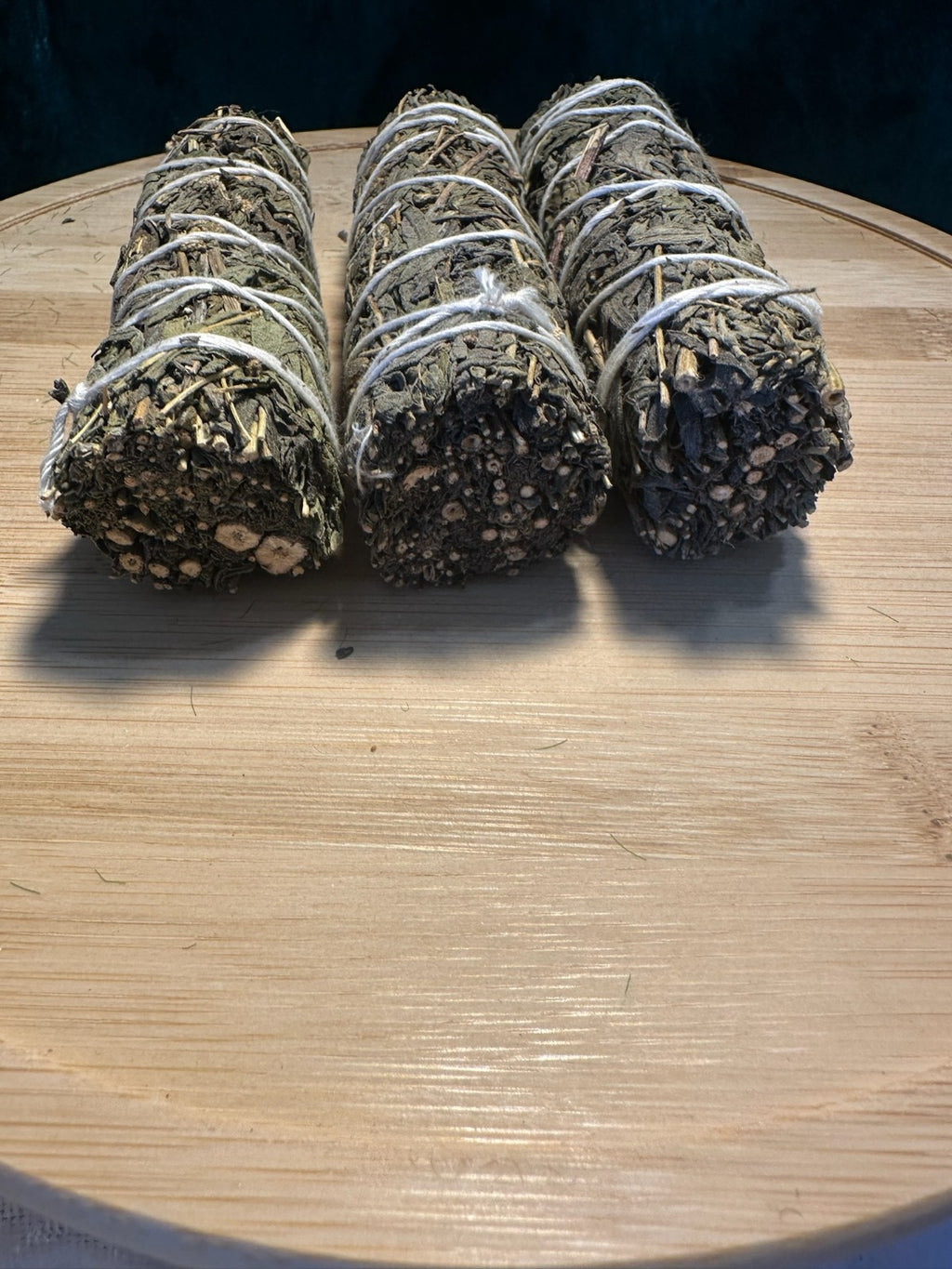 Black Sage (Mugwort) Smudge Stick – 10cm Dream • Journey • Deepen Your Intuition