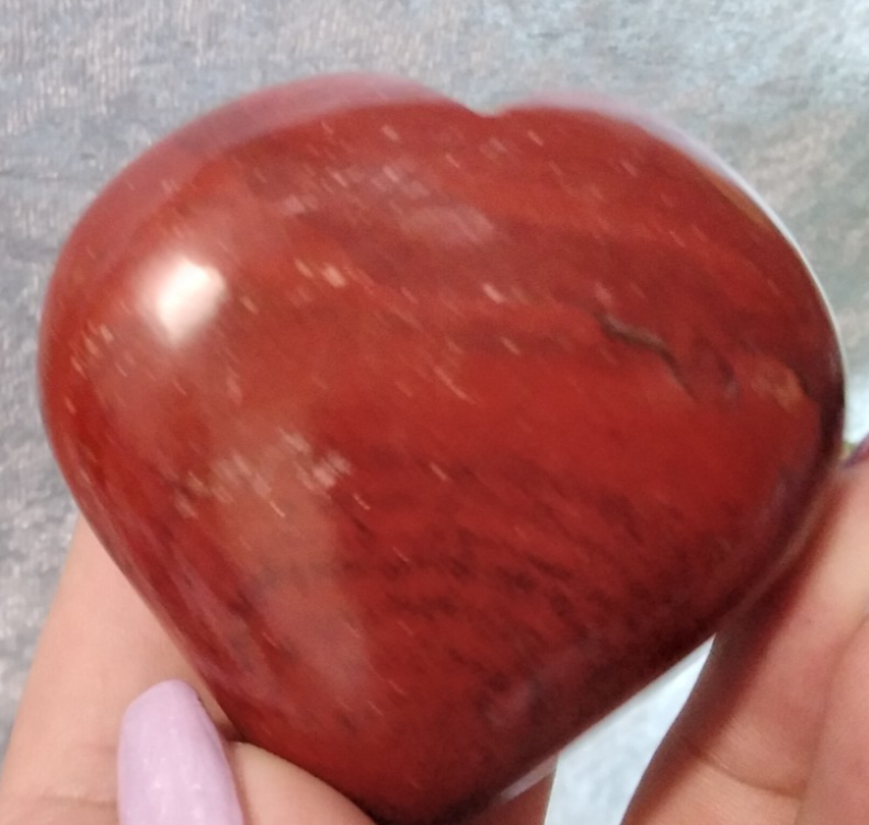 Natural Red Jasper Heart Crystal – Polished (4.5 cm) Strength • Grounding
