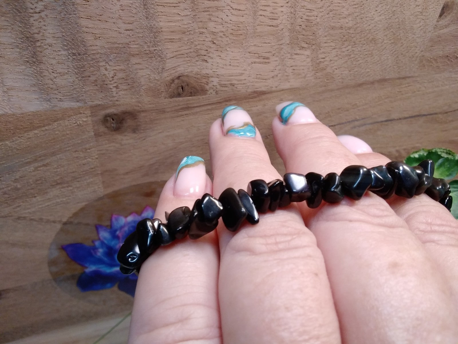 Black Obsidian Crystal Chip Bracelet – Elastic Stretch Protection • Grounding