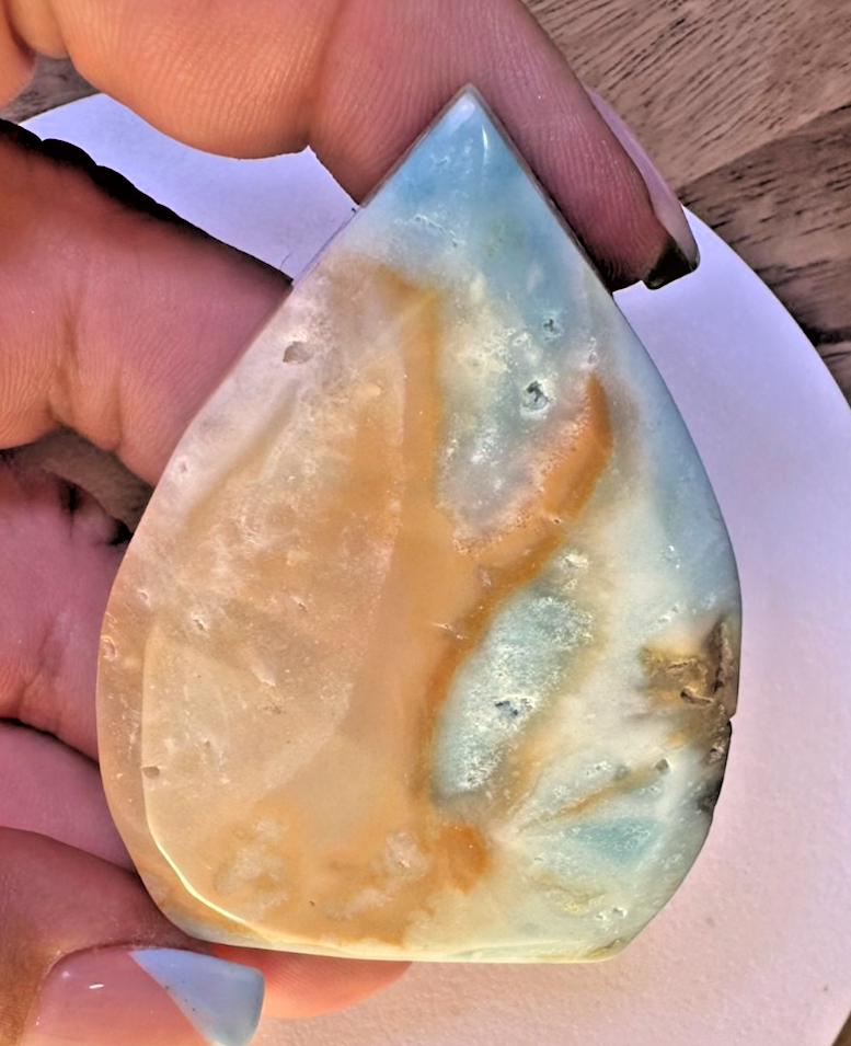 Caribbean Calcite Freeform – 70mm Calm • Soothing • Dream Energy • Inner Peace