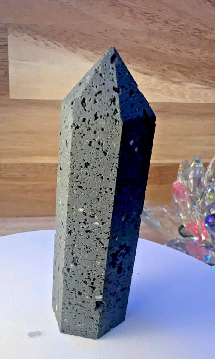 Black Lava Stone Tower – 85 mm Volcanic Obelisk ~ Diffuser ~ Reiki ~ Meditation