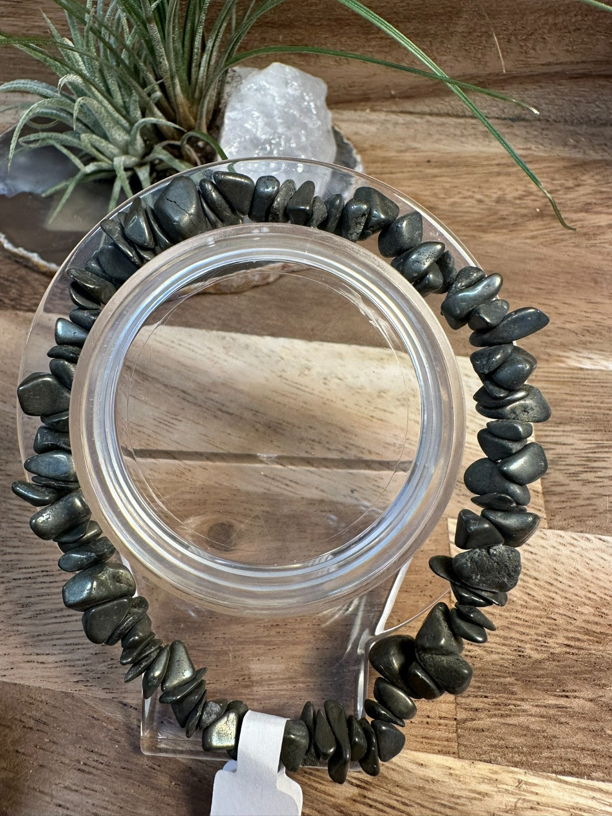 Hematite Crystal Chip Bracelet – Elastic ~ Grounding • Stability • Focus