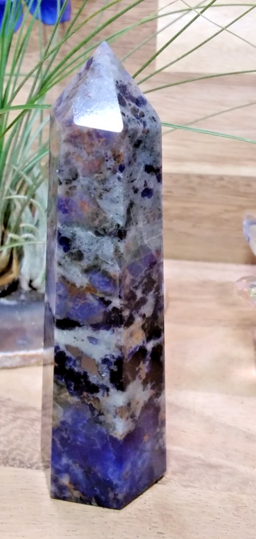 Sodalite Tower ~ 10cm ~ Crystal Generator ~ Blue Stone Healing Crystal ~ 111g