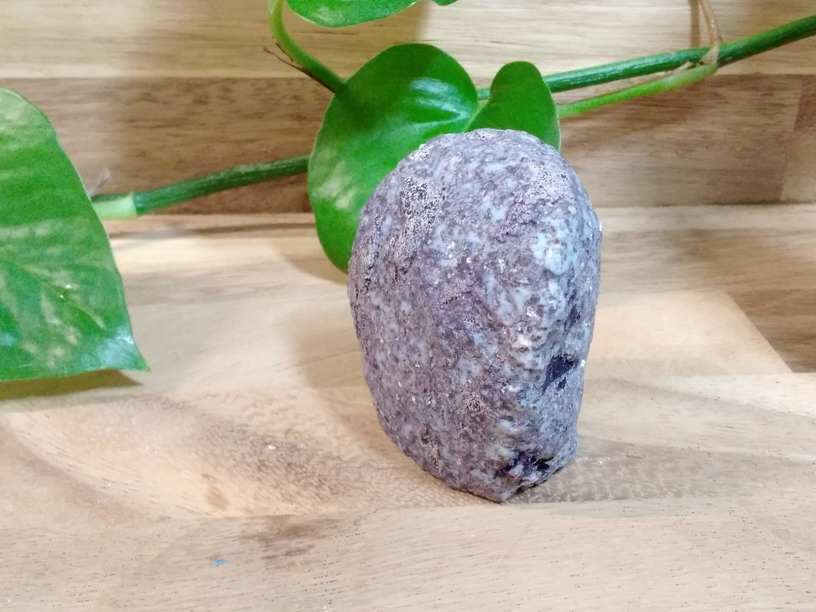 Purple Agate Geode Freeform ~Druzy Crystal Cave polished face ~ 135g 50mm x 45mm