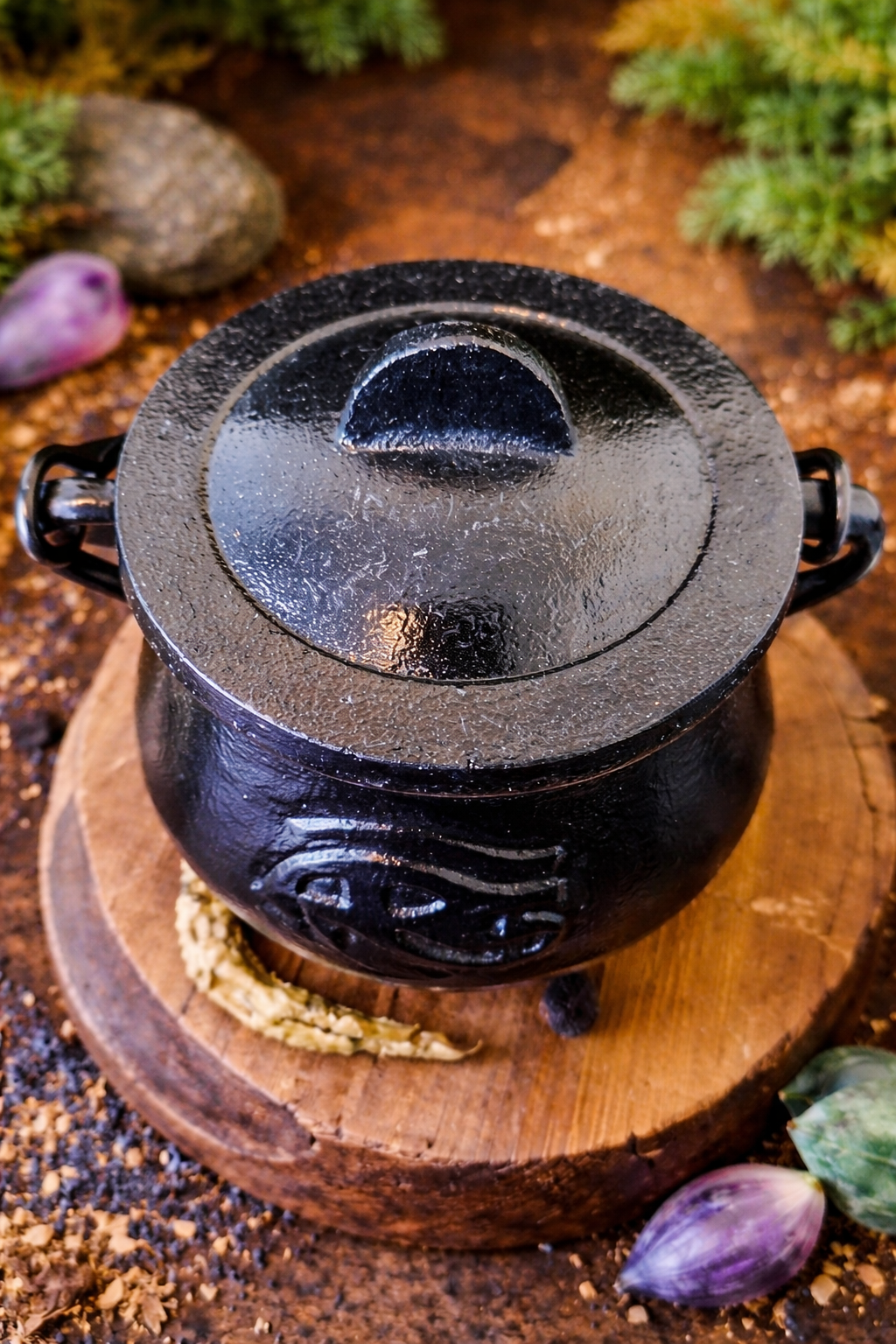 Cast Iron Witches Cauldron ~ 13cm Pagan Wicca Altar Halloween Decoration Ritual