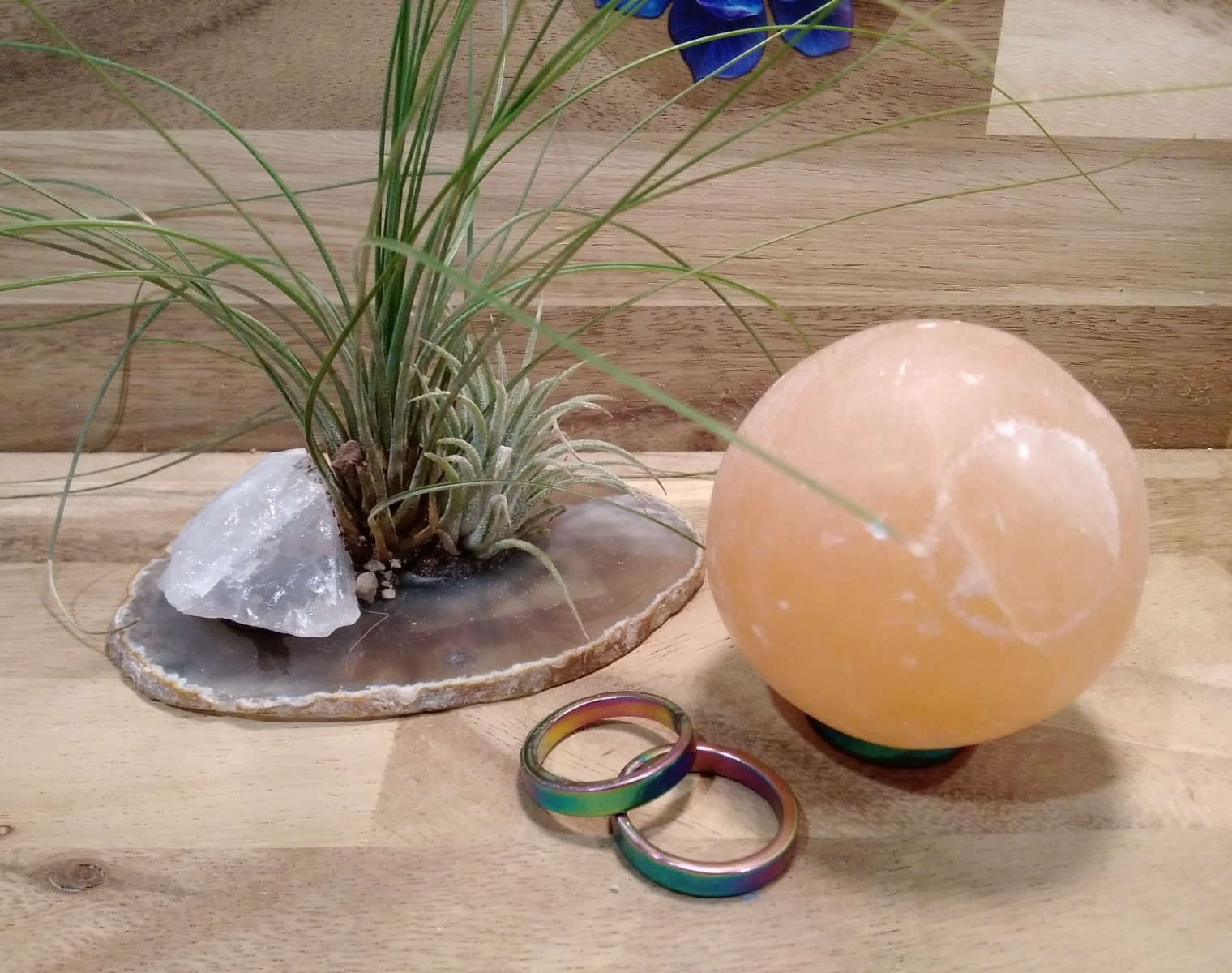 Rainbow Hematite Stand – Sphere Holder Ring ~ Crystal Balls & Stone ~ 2.5 cm