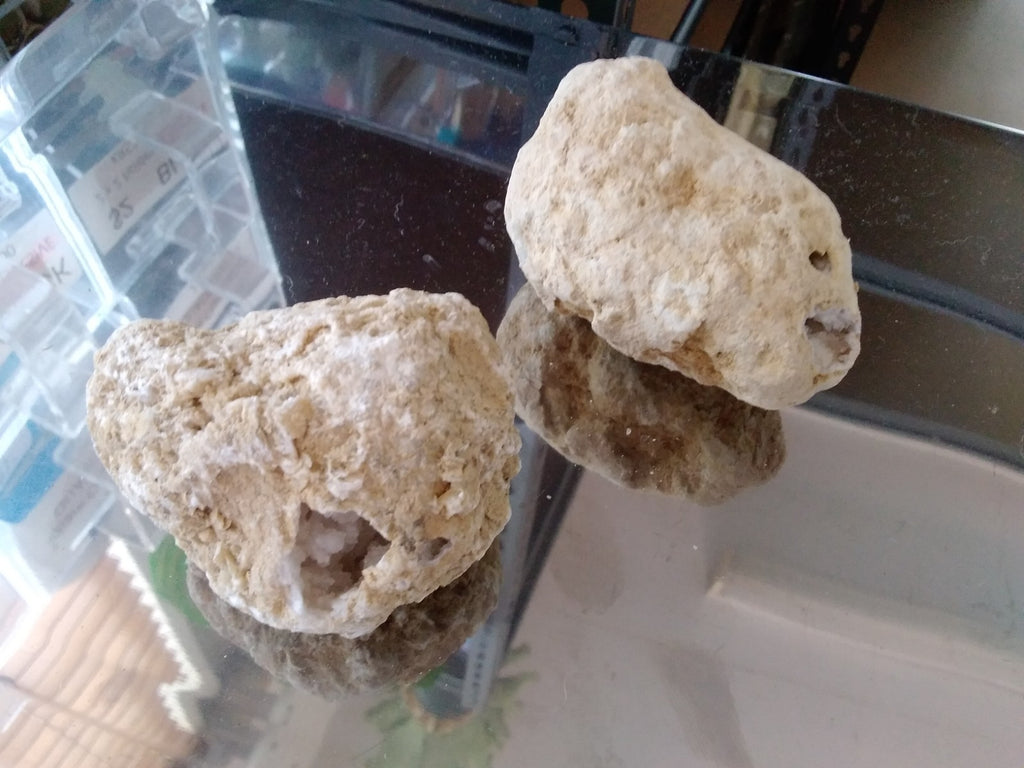 1 x Natural Quartz / Crystal Geode Nodules Break Your Own Geodes ~ Crystal Caves