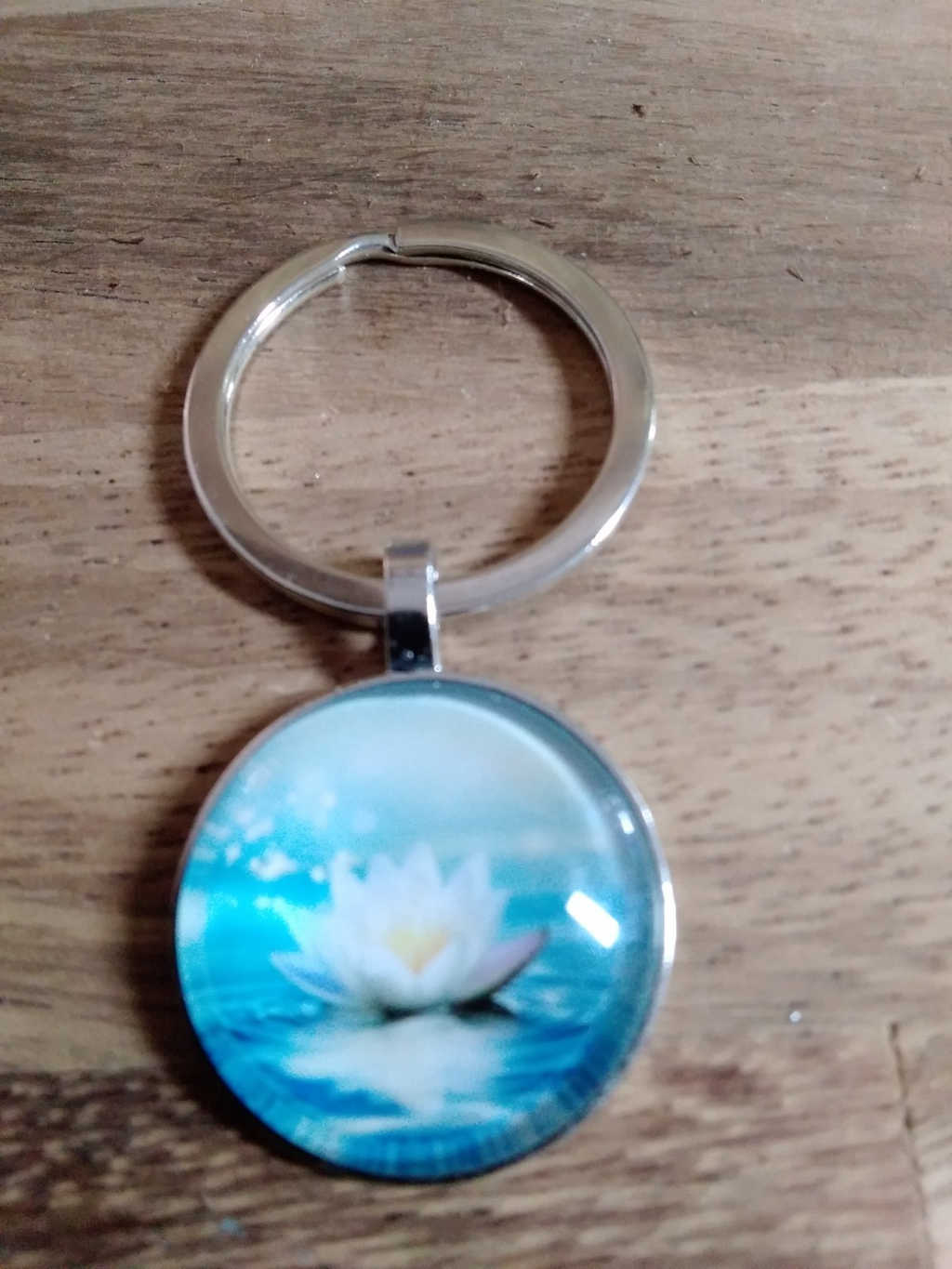 White Lotus ~ Gorgeous ~ Key ring ~ Keychain ~ Spiritual Keyrings – Silver