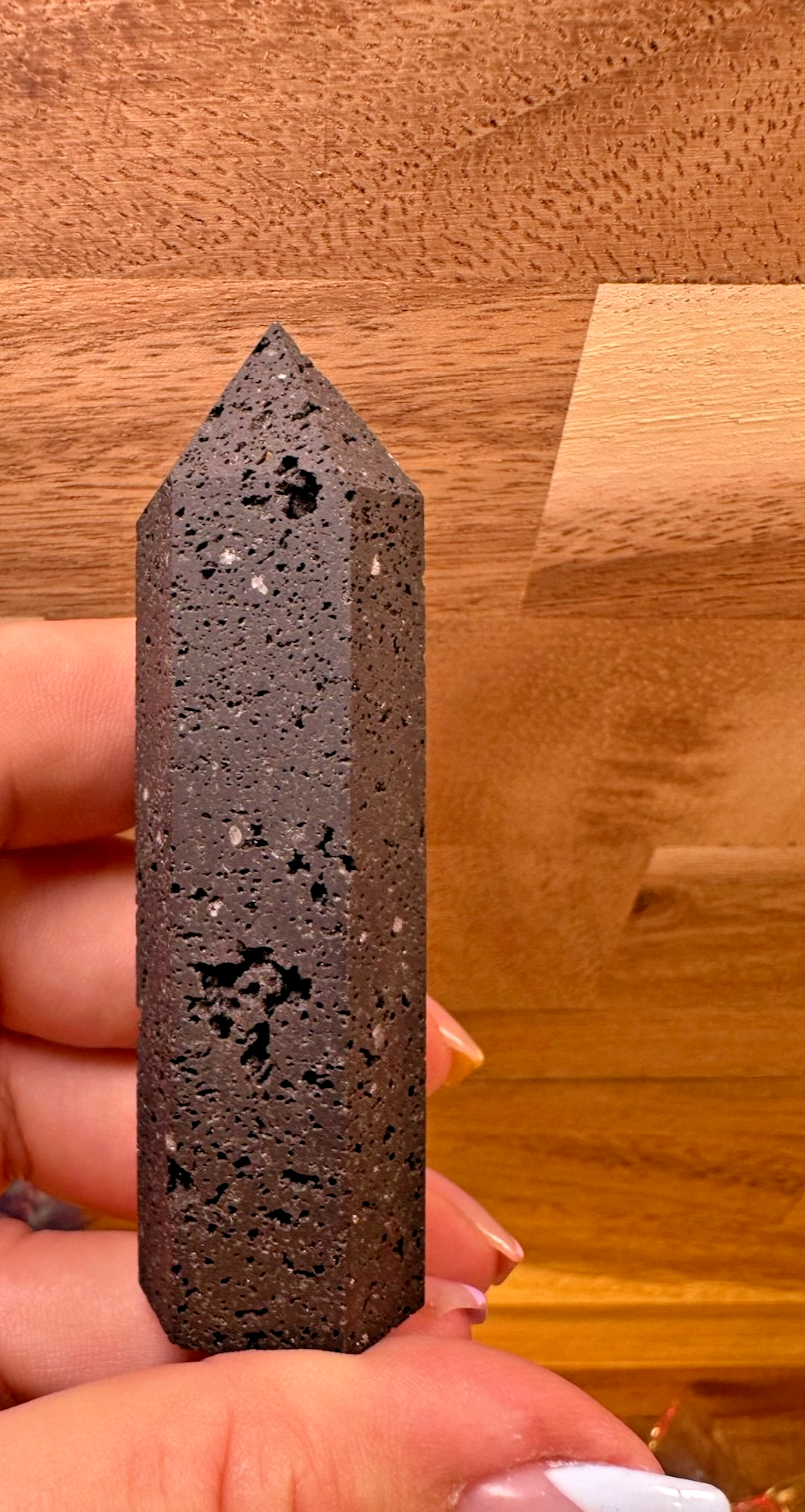 Black Lava Stone Tower – 85 mm Volcanic Obelisk ~ Diffuser ~ Reiki ~ Meditation
