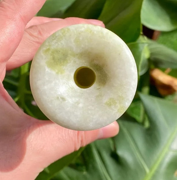 Handmade Lantian Jade Vase – Polished Green Stone Flower Vase Harmony • Calm