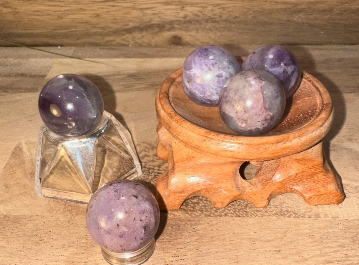 Amethyst Sphere 2cm – Mini Crystal Ball Calm • Protection • Intuition • Peace